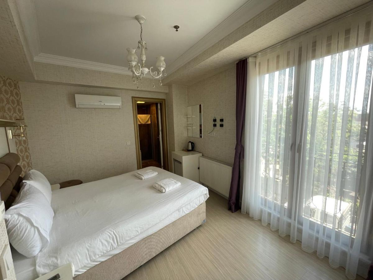 The Local Hostel & Guesthouse Istanbul Exterior photo